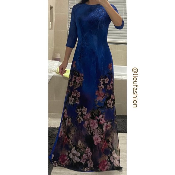 🧧 Vietnamese Traditional Dress (Áo Dài) - Picture 1 of 1